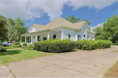 307 McCaskill Avenue, Maxton, NC 28364 - Photo 2