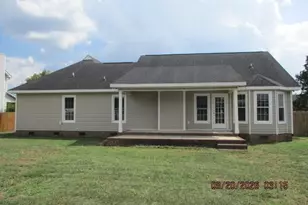 4012 Colorado Dr, Hope Mills, NC 28348 - Photo 2