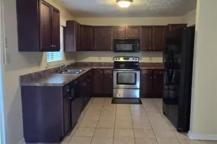 7535 Hargrove Ct, Fayetteville, NC 28303 - Photo 4