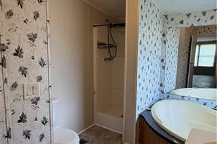3898 Alamac Rd, Lumberton, NC 28358 - Photo 8