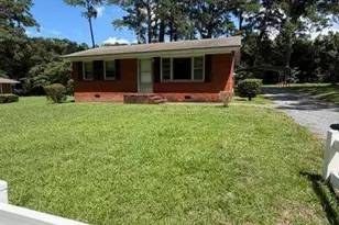 122 Cindy Dr, Fayetteville, NC 28314 - Photo 1