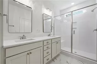 228 Telluride Ct, Aberdeen, NC 28315 - Photo 4