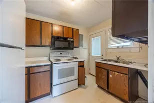 413 Seymour St, Aberdeen, NC 28315 - Photo 6