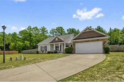 105 Yellowfoot Drive, Raeford, NC 28376 - Photo 2