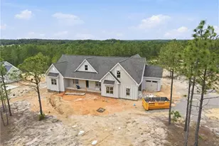 305 Mace St, Sanford, NC 27332 - Photo 4