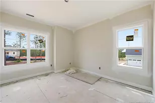 305 Mace St, Sanford, NC 27332 - Photo 8