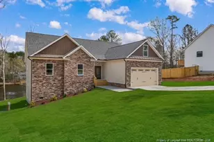 62 Ponchartrain St, Fuquay Varina, NC 27526 - Photo 2