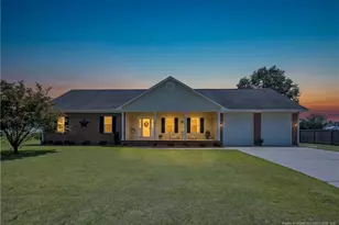 1916 Pineville Dr, Hope Mills, NC 28348 - Photo 1