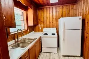 715 S 3rd St, Smithfield, NC 27577 - Photo 6