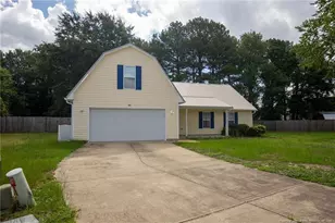 300 Pageant Ct, Hope Mills, NC 28348 - Photo 1