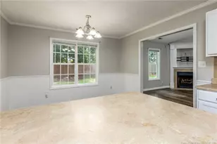 300 Pageant Ct, Hope Mills, NC 28348 - Photo 8