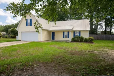 300 Pageant Court, Hope Mills, NC 28348 - Photo 2