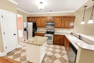 3622 Cocoanut Ct, Fayetteville, NC 28314 - Photo 6