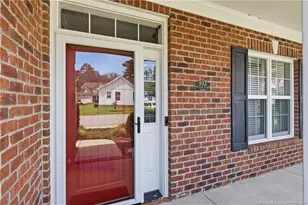 833 Falling Creek Ln, Fayetteville, NC 28304 - Photo 6