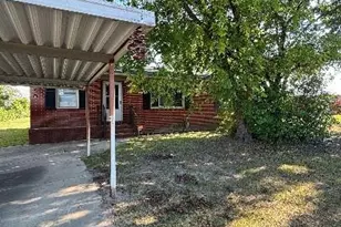 4937 Walnut Dr, Fayetteville, NC 28304 - Photo 2