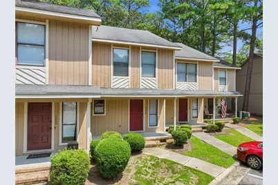1218 Huntsman Court, Fayetteville, NC 28303 - Photo 2