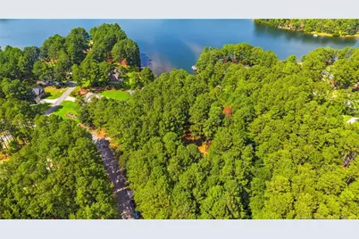16401 Lakeshore Drive, Wagram, NC 28396 - Photo 4