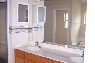 70 Carlisle Pl, Spring Lake, NC 28390 - Photo 12
