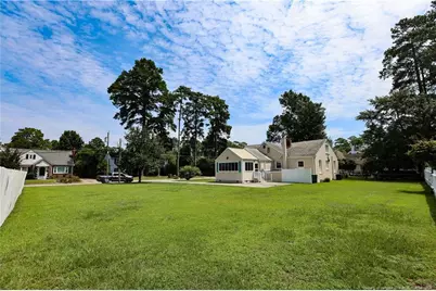 207 W 18th Street, Lumberton, NC 28358 - Photo 4