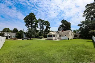 207 W 18th St, Lumberton, NC 28358 - Photo 4