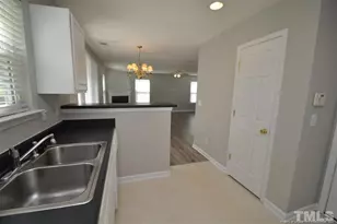5909 Rivercliff Ct, Raleigh, NC 27610 - Photo 10