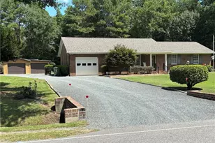 577 Forest Rd, Lumberton, NC 28358 - Photo 1