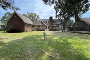 4214 Cricklewood St, Lumberton, NC 28358 - Photo 8