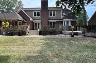 4214 Cricklewood St, Lumberton, NC 28358 - Photo 6