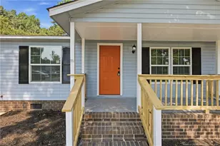 1306 Clan Campbell Dr, Raeford, NC 28376 - Photo 2