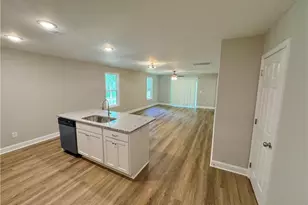 209 Robinson St, Rockingham, NC 28379 - Photo 6