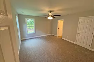 209 Robinson St, Rockingham, NC 28379 - Photo 16