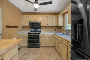 237 Lemuel Black Rd, Bunnlevel, NC 28323 - Photo 16