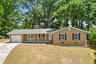 5969 Tamworth Ct, Fayetteville, NC 28314 - Photo 2