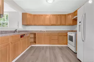 1636 Eureka Ave, Fayetteville, NC 28311 - Photo 4