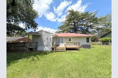 909 Sandalwood Drive, Fayetteville, NC 28304 - Photo 2