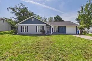 1956 Nordic Dr, Fayetteville, NC 28304 - Photo 2