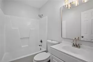 6874 Kingsgate Dr, Fayetteville, NC 28314 - Photo 10
