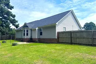 206 Van Buren Dr, Raeford, NC 28376 - Photo 16
