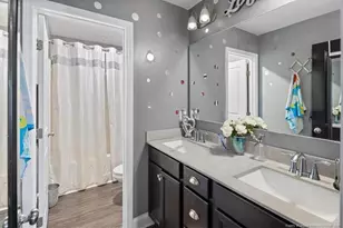 4425 Narrow Pine Ct, Hope Mills, NC 28371 - Photo 32