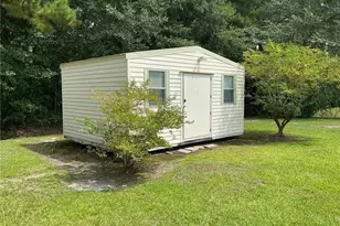 4030 Manchester Ln, Lumberton, NC 28360 - Photo 36