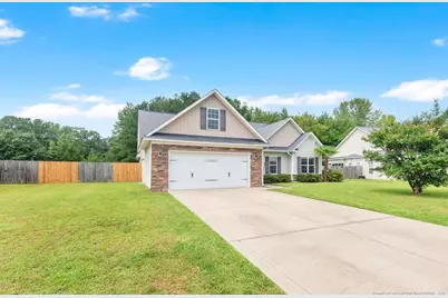 162 Harcourt Place, Raeford, NC 28376 - Photo 2