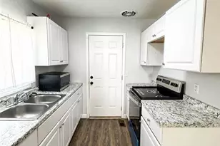 1003 E 8th St, Lumberton, NC 28358 - Photo 14