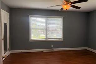 516 E 2nd Ave, Red Springs, NC 28377 - Photo 22