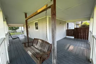 438 W Palmer St, Raeford, NC 28376 - Photo 4