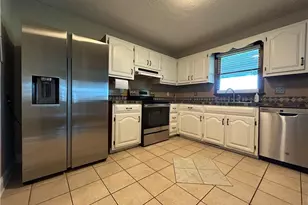 438 W Palmer St, Raeford, NC 28376 - Photo 8