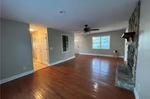 438 W Palmer St, Raeford, NC 28376 - Photo 6