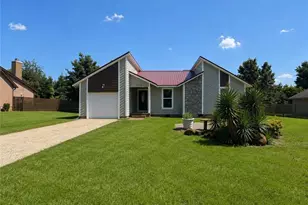 1228 Bromley Dr, Fayetteville, NC 28303 - Photo 1