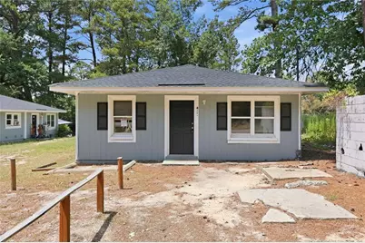 417 Squirrel Street, Fayetteville, NC 28303 - Photo 1