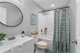 156 Kensington Cir, Fayetteville, NC 28301 - Photo 10
