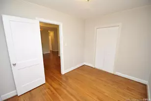 323 E Park St, Cary, NC 27511 - Photo 16